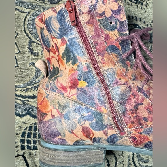 Joseph Seibel fur lined zipper boots - Picture 9 of 11